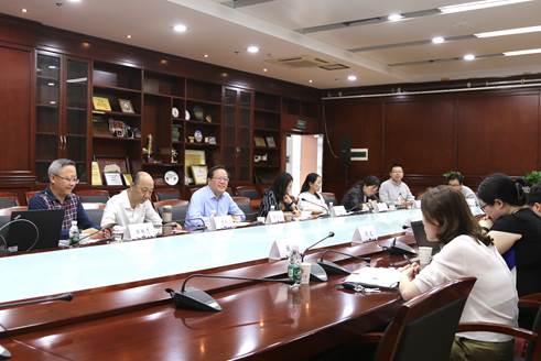 525dbcc53fe52eaff5b97f7660cc36b